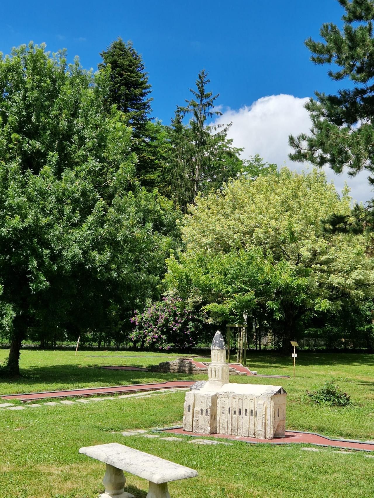 Camping Saintes Grandes Rives - Activités Sportives