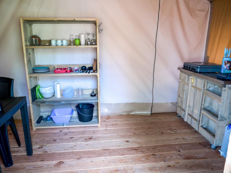 Camping Saintes Grandes Rives- safari Lodge