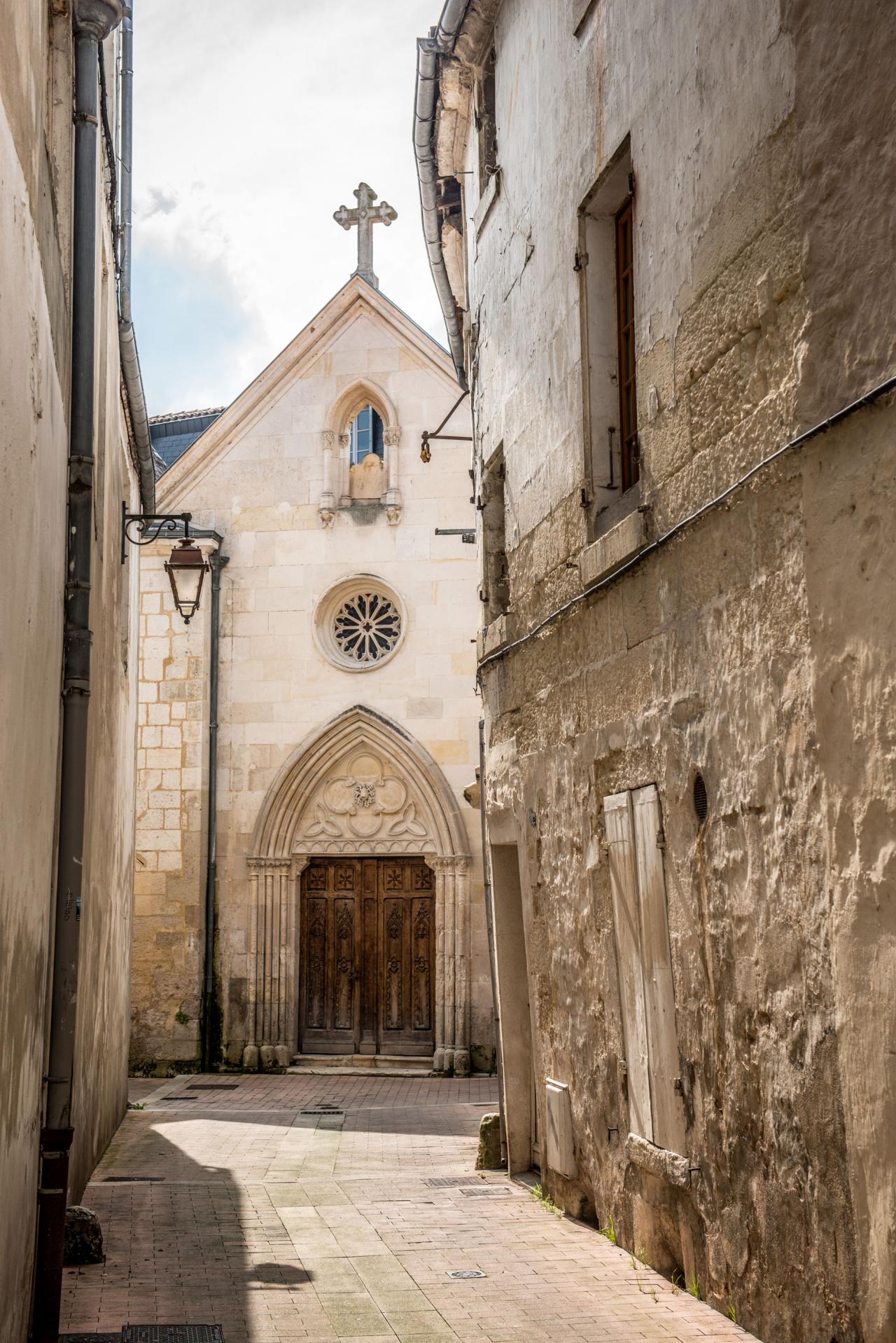 Camping Saintes Grandes Rives - Saintes en Charente-Maritime